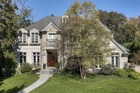 Exterior - 509 Washington Ave, Glencoe, IL 60022 photo 5 of 5