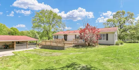 2179 E County Road 275n, Hindsboro, IL 61930