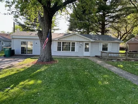 910 Williams St, Wilmington, IL 60481