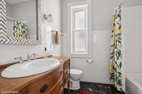 1010 N Hoyne Ave, Chicago, IL 60622 photo 27