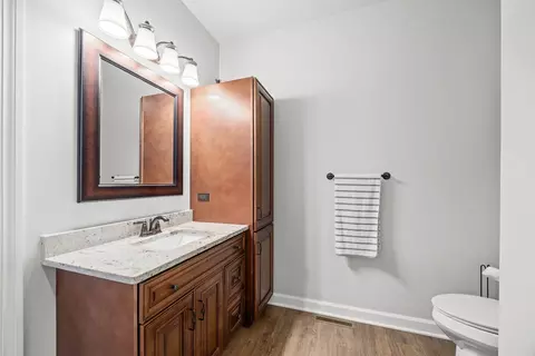 Bath - 1005 Casey Dr, Minooka, IL 60447 photo 3 of 4