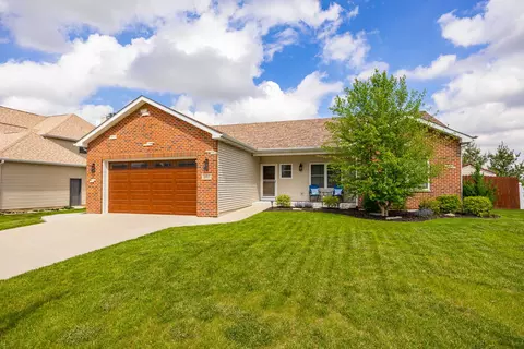 1005 Casey Dr, Minooka, IL 60447