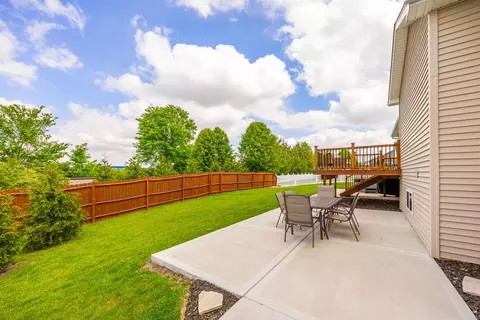 Exterior - 1005 Casey Dr, Minooka, IL 60447 photo 6 of 10