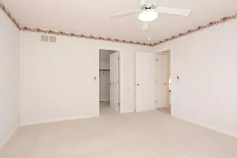 1917 12 Deer Cove Cc Ct, Normal, IL 61761 photo 26