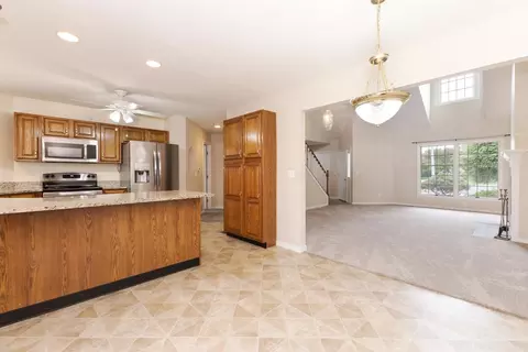 1917 12 Deer Cove Cc Ct, Normal, IL 61761 photo 10