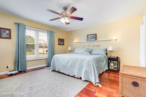 37 W Devon Ave, Glendale Heights, IL 60139 photo 20
