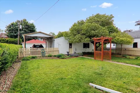 1513 E Olive St, Bloomington, IL 61701 photo 31