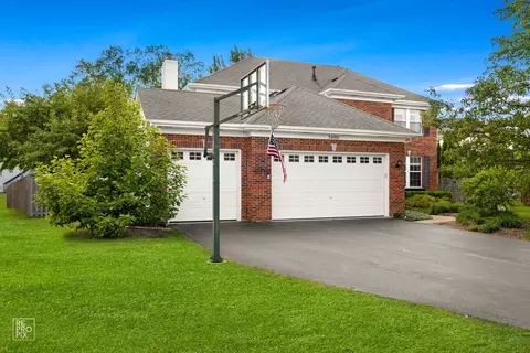 24001 W Walnut Cir, Plainfield, IL 60585 photo 2