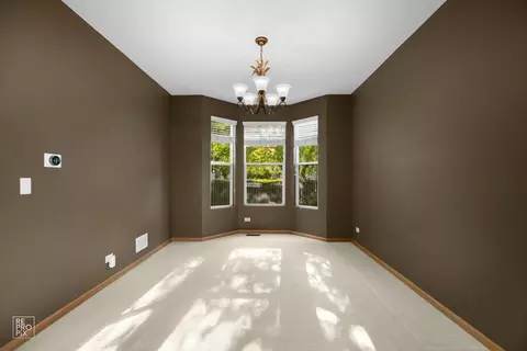24001 W Walnut Cir, Plainfield, IL 60585 photo 9
