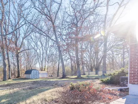 Exterior - 191 Juneway Ter, Lake Bluff, IL 60044 photo 2 of 2