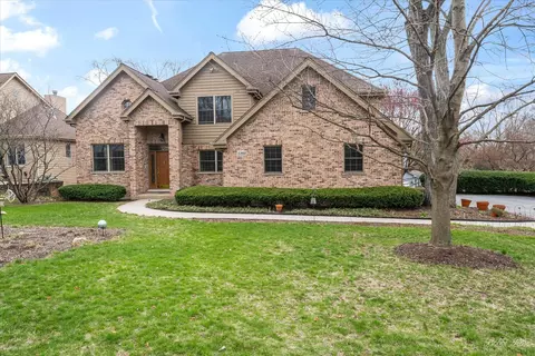 1303 Westley Ln, West Dundee, IL 60118