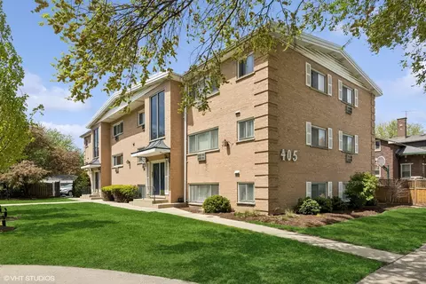 405 Wesley Ave #6, Oak Park, IL 60302