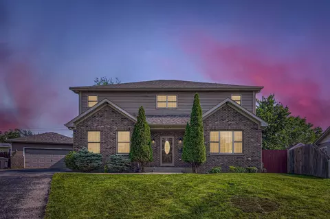 15157 Hilltop Ct, Orland Park, IL 60462