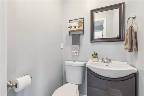 Bath - 5131 Deerpath Rd, Oak Forest, IL 60452 photo 1 of 2