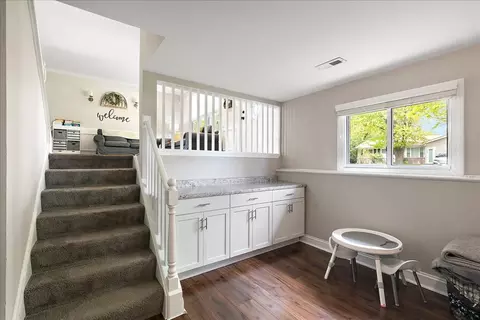 Entry Way - 5131 Deerpath Rd, Oak Forest, IL 60452 photo 1 of 1