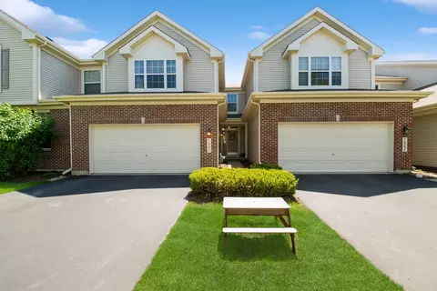 1945 Sun Drop Ct, Bartlett, IL 60103