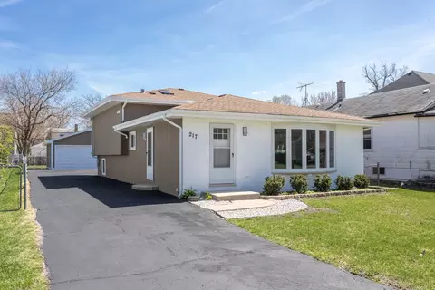 217 N Glade Ave, Elmhurst, IL 60126