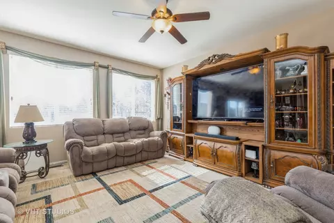3313 Christopher Ln, Johnsburg, IL 60051 photo 9