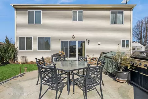 3313 Christopher Ln, Johnsburg, IL 60051 photo 4