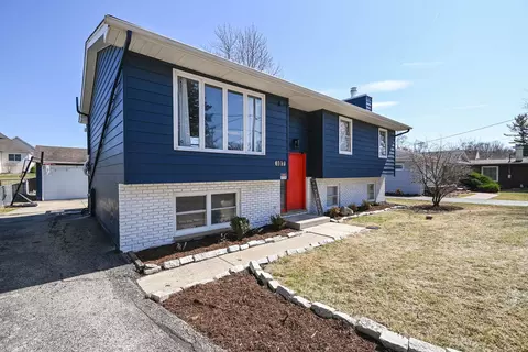 107 Bridgewood Dr, Antioch, IL 60002