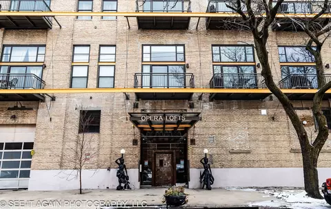 2545 S Dearborn St #513, Chicago, IL 60616