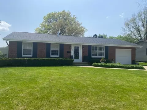 814 14th St, Peru, IL 61354