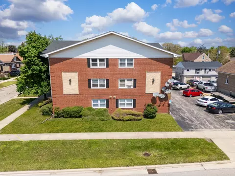 4247 Amelia Ave #1C, Lyons, IL 60534 photo 1