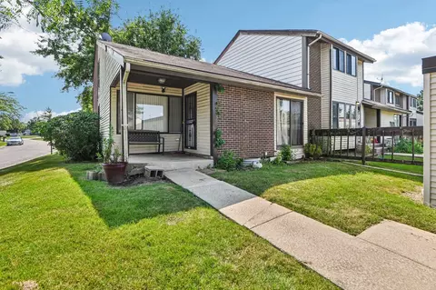 401 Pebble Beach Cir, University Park, IL 60484