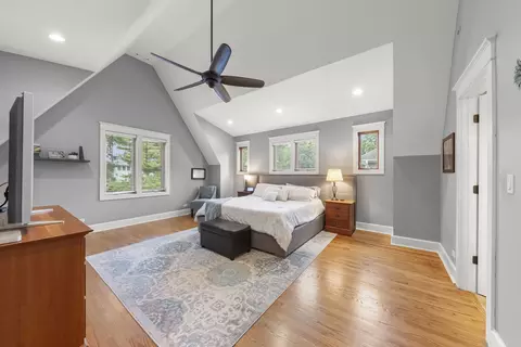 811 N Main St, Wheaton, IL 60187 photo 27