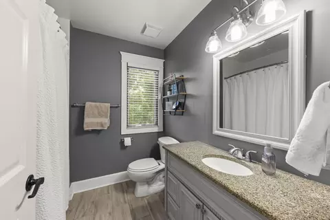 811 N Main St, Wheaton, IL 60187 photo 31