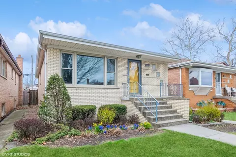 3810 W 83rd St, Chicago, IL 60652