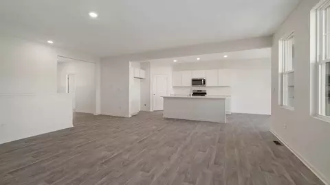 Living - 1264 Wildflower Ln, Bartlett, IL 60103 photo 2 of 4