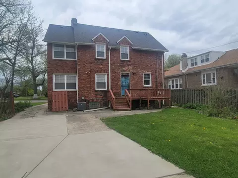 Exterior - 2236 W 115th St, Chicago, IL 60643 photo 2 of 3