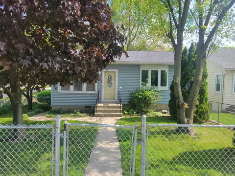 15912 New Ave, Lemont, IL 60439