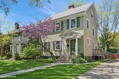 2206 Forestview Rd, Evanston, IL 60201