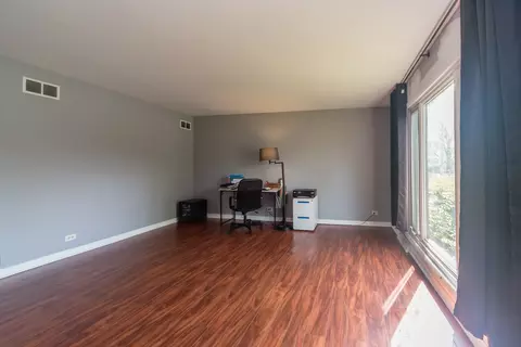 Living - 122 E Highland Ave, Mount Prospect, IL 60056 photo 3 of 3
