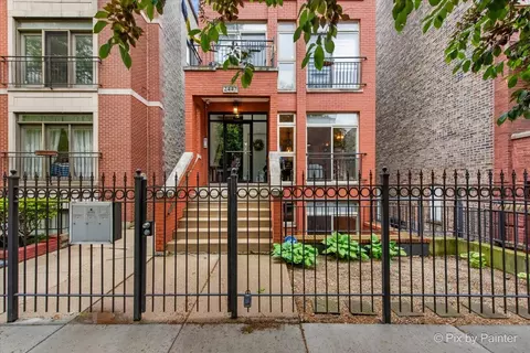 2447 W Walton St #1, Chicago, IL 60622