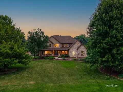 5 N635 Prairie Springs Dr, Saint Charles, IL 60175