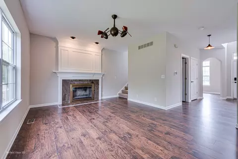 933 Nicholas Dr, Genoa, IL 60135 photo 9