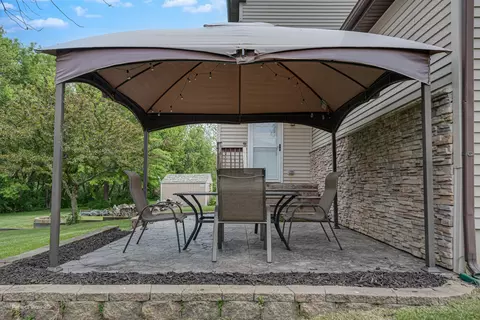 933 Nicholas Dr, Genoa, IL 60135 photo 22