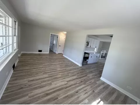 Living - 3547 Morgan St, Steger, IL 60475 photo 3 of 5