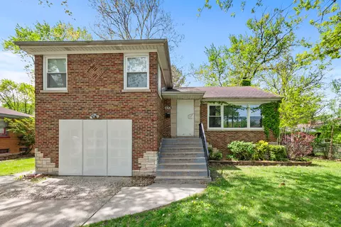 14908 Dearborn St, Dolton, IL 60419