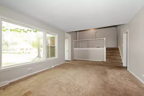 Living - 14908 Dearborn St, Dolton, IL 60419 photo 3 of 4