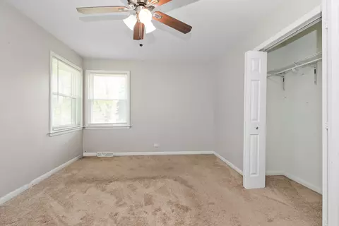 Bedroom - 14908 Dearborn St, Dolton, IL 60419 photo 2 of 4