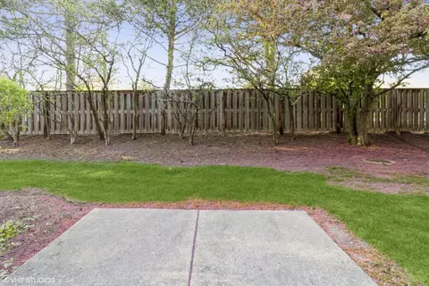Exterior - 4780 Amber Cir, Hoffman Estates, IL 60192 photo 3 of 3