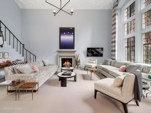 Living - 20 E Cedar St #2D, Chicago, IL 60611 photo 1 of 7