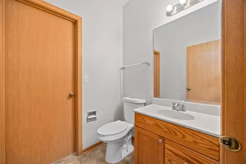 Bath - 21315 W Edison Ln, Plainfield, IL 60544 photo 1 of 3