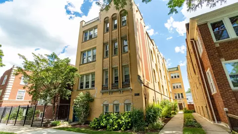 4327 N Richmond St #2A, Chicago, IL 60618