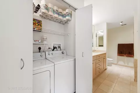 Other - 57 E Delaware Pl #2001, Chicago, IL 60611 photo 3 of 11