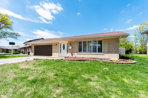 1208 E 171st Ct, South Holland, IL 60473